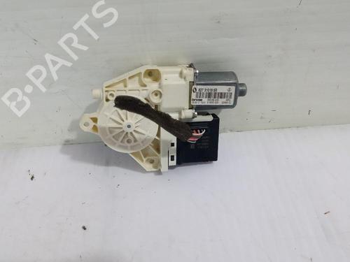 Used Left rear window motor Left rear window motor RENAULT MEGANE III Hatchback (BZ0/1_, B3_) 1.2 TCe (BZ2B, BZ11) (116 hp) 31558213 31558213