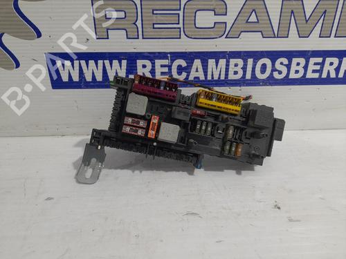 Used Fuse box Fuse box MERCEDES-BENZ E-CLASS (W212) E 220 CDI / BlueTEC (212.001, 212.002) (170 hp) 31541926 31541926