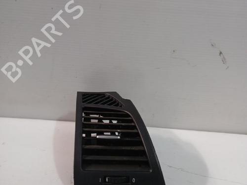 Used Air vent BMW 1 (E87) 120 d (177 hp) 31565714