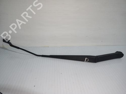 Used Front windshield wiper arm JAGUAR E-PACE (X540) 2.0 D150 AWD (150 hp) 31554731