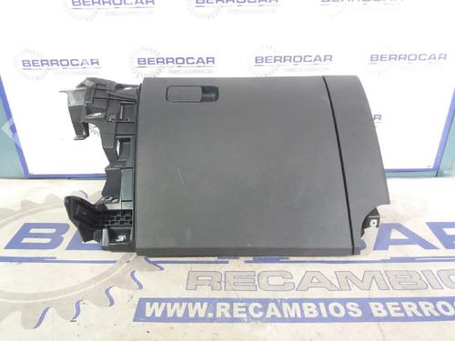 Used Glove box Glove box SEAT Mii (KF1, KE1) 1.0 (60 hp) 31569456 31569456