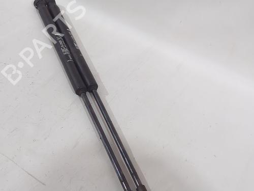 Used Tailgate lift support Tailgate lift support ALFA ROMEO 147 (937_) 1.9 JTDM 8V (937.AXD1A, 937.AXU1A, 937.BXU1A) (120 hp) 39911800 39911800