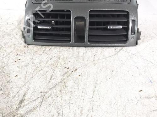 Luftventilen TOYOTA AURIS (_E15_) 1.6 (ZRE151_, ZRE151R) (124 hp) 31566646