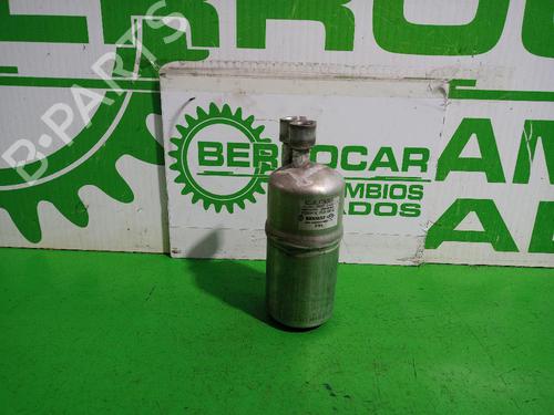 Used Air filter box Air filter box RENAULT MEGANE II Coupé-Cabriolet (EM0/1_) 1.6 (113 hp) 31552373 31552373