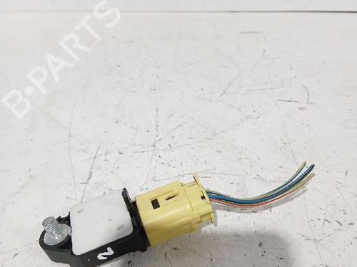Used Electronic sensor TOYOTA AVENSIS Saloon (_T25_) 2.0 D-4D (ADT250_, ADT250R) (126 hp) 32489684