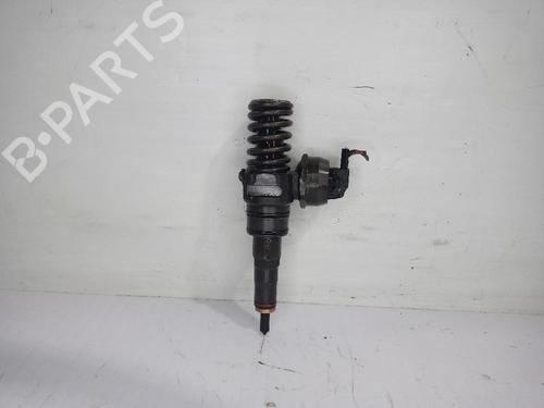 Injector SEAT ALTEA XL (5P5, 5P8) 1.9 TDI 4x4 | BP31557221M100 
