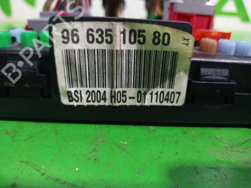 Fuse box CITROËN C5 II (RC_) 1.6 HDi (RC8HZB) | BP33810473E1 - Image 4