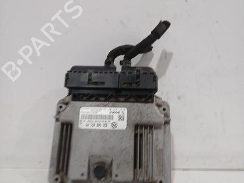 Used Engine control unit (ECU) Engine control unit (ECU) VW GOLF V (1K1) 2.0 TDI (140 hp) 32515431 32515431