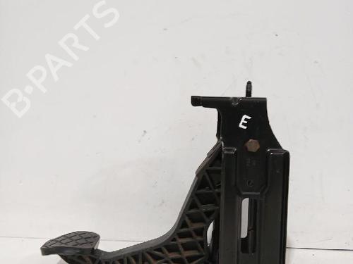 Used Clutch pedal Clutch pedal SEAT LEON (1M1) [1999-2006] 32489836 32489836