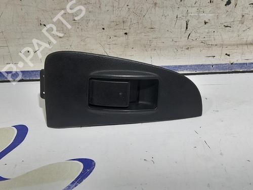 Used Right rear window switch Right rear window switch TOYOTA AVENSIS Saloon (_T25_) 2.2 D-4D (ADT251_, ADT251R) (150 hp) 31540126 31540126