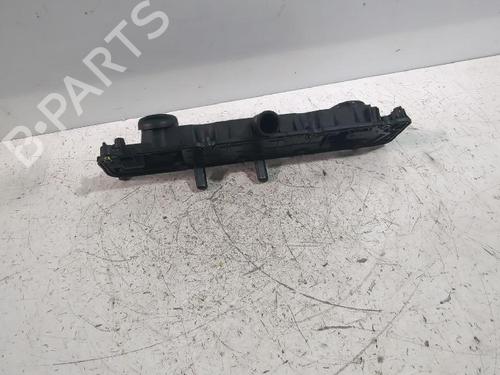Used Valve cover Valve cover CITROËN BERLINGO / BERLINGO FIRST MPV (MF_, GJK_, GFK_) 2.0 HDI 90 (MFRHY) (90 hp) 33536082 33536082