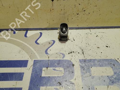 right-front-window-switch-mercedes-benz-c-class-w203-2000-2001-2002-2003-2004-2005-2006-2007-31539510 main image