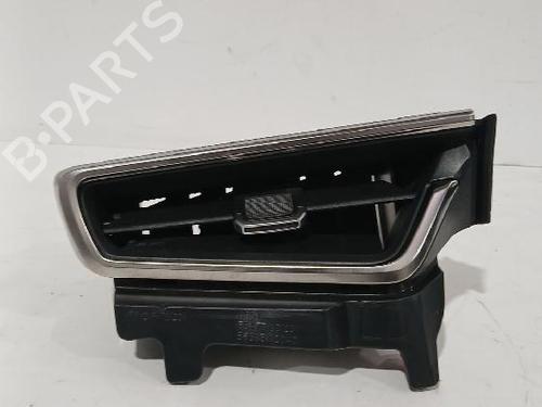 Used Air vent Air vent TOYOTA COROLLA Hatchback (_E21_, _EA1_, _EH1_) 1.8 VVTi Hybrid (ZWE219) (140 hp) 31567262 31567262