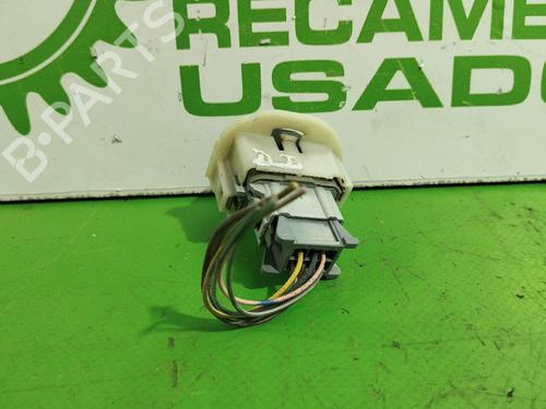 Right front window switch RENAULT MEGANE II Saloon (LM0/1_) 1.5 dCi (LM1E) | BP31545534I26