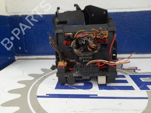 Used Fuse box Fuse box VW TOURAN (1T1, 1T2) [2003-2011] 31673648 31673648