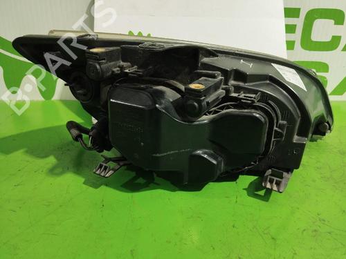 Left headlight FORD FOCUS I Saloon (DFW) 1.6 16V | BP31545359C28