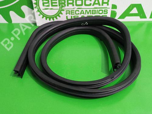 rubber-door-seal-ford-focus-iii-saloon-2010-2011-2012-2013-2014-2015-2016-2017-2018-2019-2020-31544380 main image