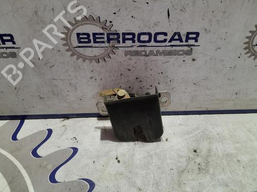 Used Tailgate lock VW POLO IV (9N_, 9A_) 1.2 (54 hp) 31570857