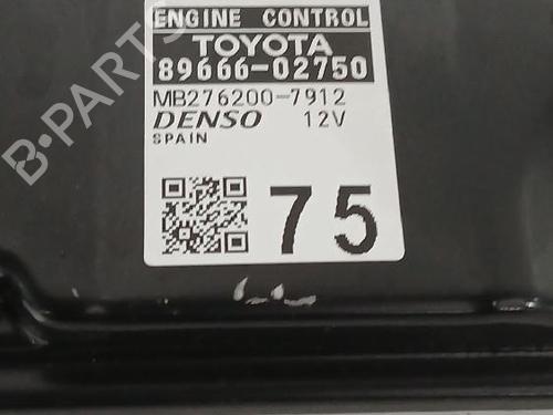 Engine control unit (ECU) TOYOTA COROLLA Hatchback (_E21_, _EA1_, _EH1_) 1.8 VVTi Hybrid (ZWE219) | BP31567745M57 