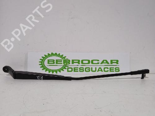 Used Front windshield wiper arm Front windshield wiper arm 32462422 32462422