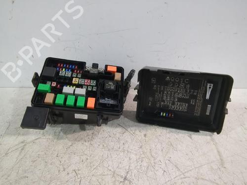 Used Fuse box KIA STONIC (YB) 1.0 T-GDi (101 hp) 31567961