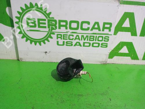 horn-peugeot-307-3ac-2000-2001-2002-2003-2004-2005-2006-2007-2008-2009-2010-2011-2012-31676381 main image