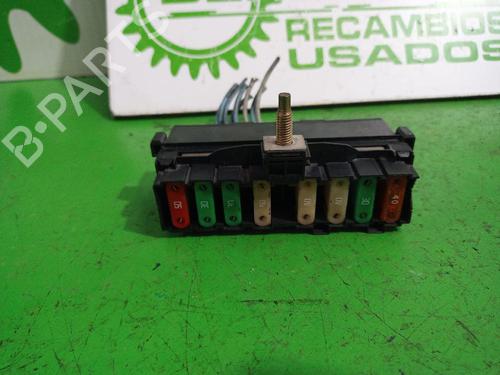 Used Fuse box Fuse box CITROËN C5 I Break (DE_) 2.0 HDi (DERHZB, DERHZE) (109 hp) 31547393 31547393