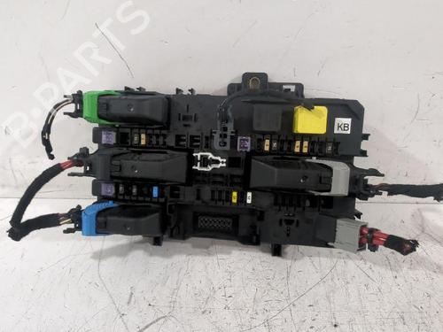 Used Fuse box Fuse box OPEL ASTRA H Saloon (A04) 1.7 CDTi (L69) (101 hp) 32719256 32719256