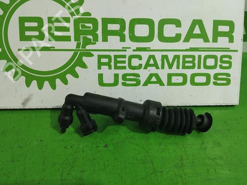 Used Clutch slave cylinder Clutch slave cylinder CITROËN C4 Picasso I MPV (UD_) 1.6 HDi (109 hp) 31674361 31674361