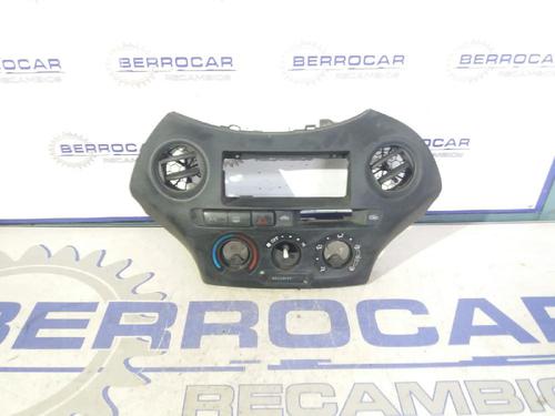 Used Climate control Climate control TOYOTA YARIS (_P1_) 1.0 (SCP10_, SCP10R) (65 hp) 31569618 31569618