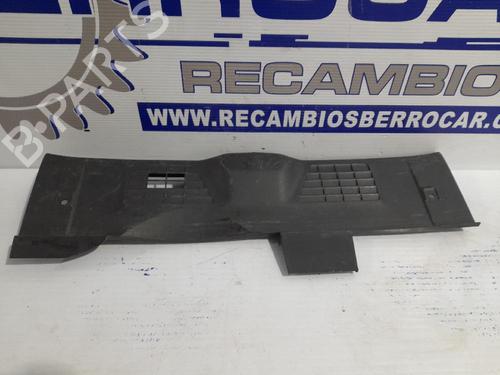 Used Tailgate trim Tailgate trim MITSUBISHI ASX (GA_W_) 1.6 MIVEC (GA1W) (116 hp) 31541323 31541323