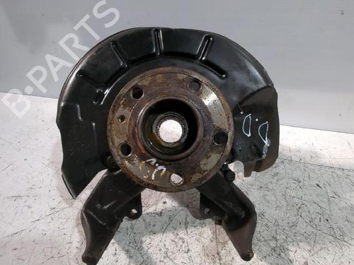 Used Right front steering knuckle VW POLO IV (9N_, 9A_) 1.4 16V (75 hp) 32489898
