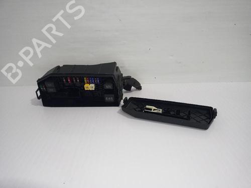 Used Fuse box SEAT ARONA (KJ7, KJP) 1.0 TSI (110 hp) 31556447