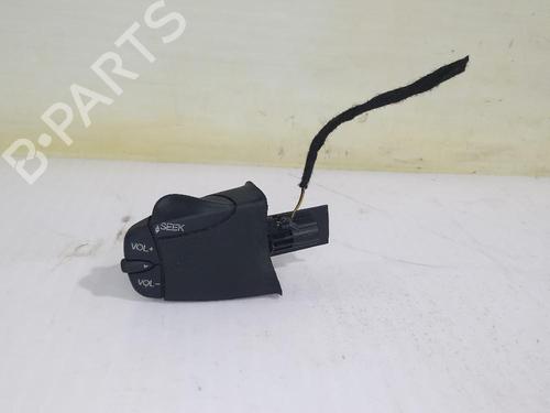 Steering wheel controls FORD MONDEO III (B5Y) 2.0 TDCi | BP31558927E15