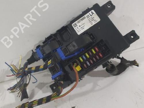 Used Fuse box OPEL CORSA D (S07) 1.3 CDTI (L08, L68) (75 hp) 31563358