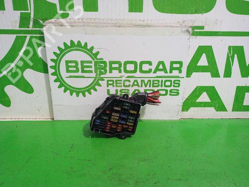 Used Fuse box AUDI A4 B6 (8E2) 2.5 TDI (163 hp) 31553149