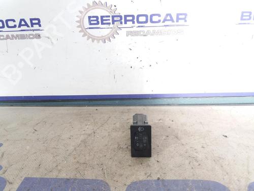 Used Switch Switch TOYOTA COROLLA Verso (ZER_, ZZE12_, R1_) 2.2 D-4D (AUR10_, AUR10R) (177 hp) 31678414 31678414