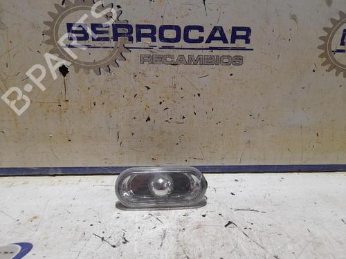 Used Right side indicator VW CADDY III MPV (2KB, 2KJ, 2CB, 2CJ) 1.9 TDI (105 hp) 31539407