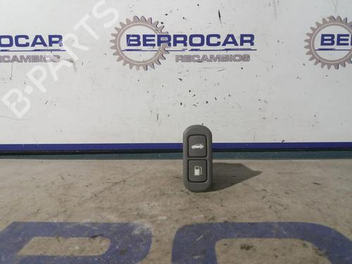 Used Switch Switch KIA SORENTO I (JC) 2.5 CRDi (170 hp) 31569858 31569858