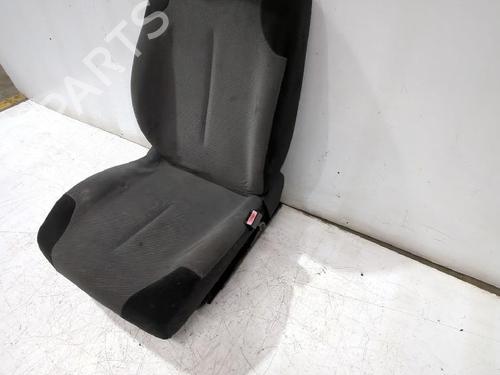 Right front seat CITROËN C4 I (LC_) 1.6 HDi | BP32489582C16