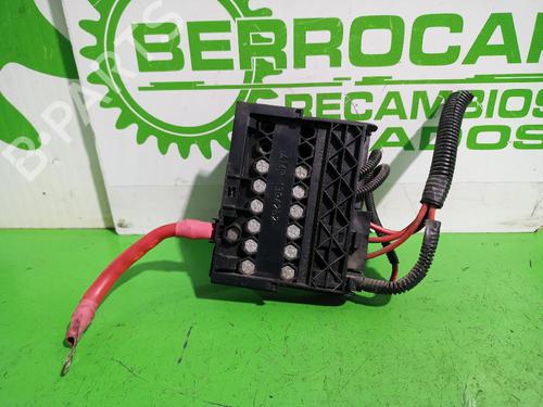 Fuse box FORD FIESTA V (JH_, JD_) 1.4 TDCi | BP31552957E1