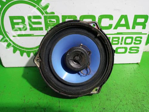 Luidspreker KIA SORENTO I (JC) 2.5 CRDi 4WD (140 hp) 31547693