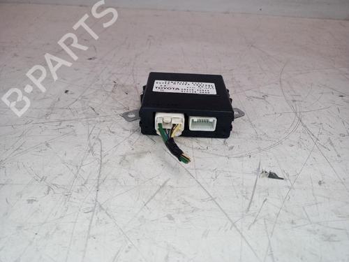 Used Electronic module Electronic module LEXUS RX (_U3_) 300 (MCU35_, MCU35R) (204 hp) 31556270 31556270