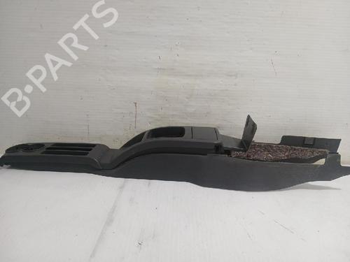 Used Middle console Middle console VW POLO IV (9N_, 9A_) 1.9 SDI (64 hp) 31563460 31563460