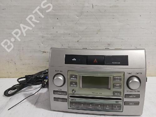 Bilradio TOYOTA COROLLA Verso (ZER_, ZZE12_, R1_) 2.2 D-4D (AUR10_, AUR10R) (177 hp) 31563799