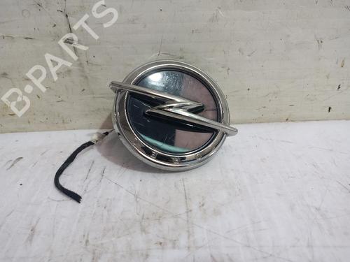 Bagagerumshåndtag OPEL CORSA F (P2JO) 1.2 (68) (101 hp) 31562677