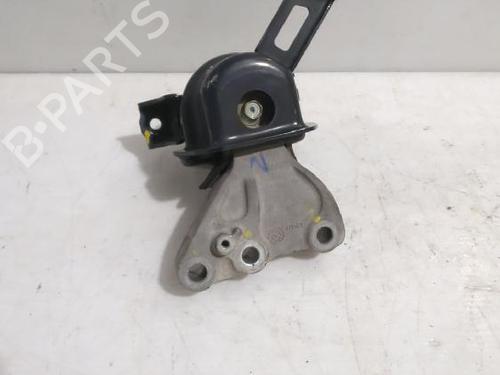 Used Engine mount SUZUKI SX4 S-Cross (JY) 1.4 T AllGrip (AKK414) (140 hp) 32462295