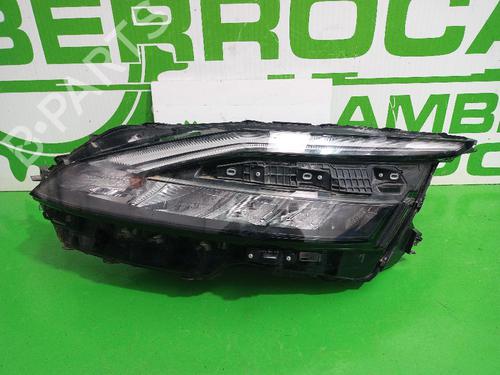 Used Left headlight NISSAN QASHQAI II (J11, J11_) 1.3 DIG-T (140 hp) 31548575