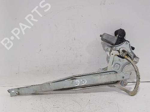 Used Front right window mechanism Front right window mechanism TOYOTA YARIS (_P13_) 1.5 (NSP131_) (112 hp) 33747063 33747063