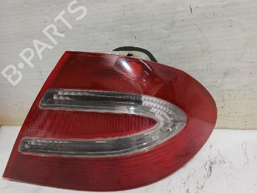 Used Right taillight Right taillight MERCEDES-BENZ CLK (C209) CLK 240 (209.361) (170 hp) 31564148 31564148